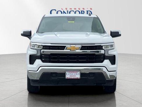 Used 2025 Chevrolet Silverado 1500 LT AWD/4WD image 9