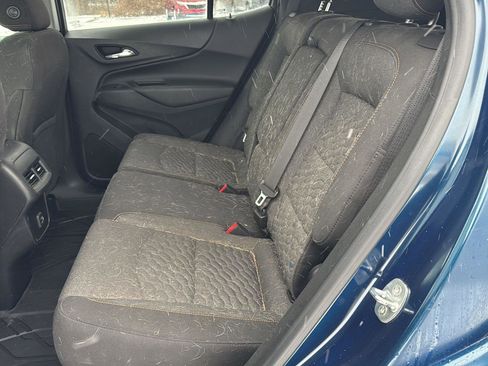 Used 2020 Chevrolet Equinox LT w/ Driver Convenience Package image 12