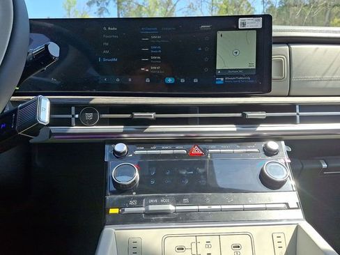 New 2026 Hyundai Santa Fe Calligraphy AWD/4WD image 17