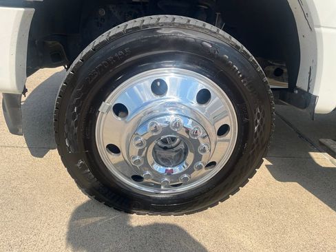 Used 2020 Ford F450 Platinum w/ FX4 Off-Road Package image 32