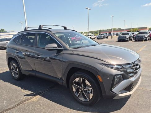 Used 2025 Hyundai Tucson SEL AWD/4WD image 2