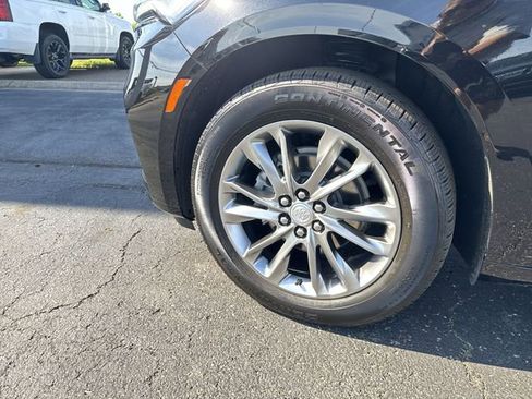 Used 2022 Buick Enclave Avenir w/ Avenir Technology Package AWD/4WD image 8