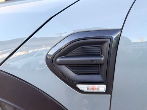 Used 2017 MINI Cooper Countryman image 9