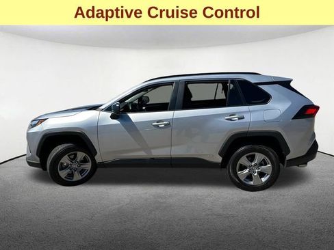 Certified 2023 Toyota RAV4 LE AWD/4WD image 7