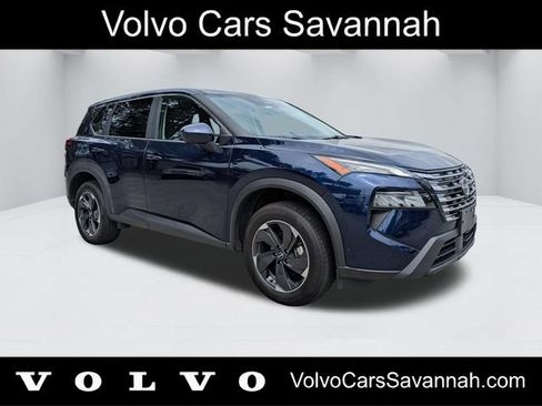 Used 2025 Nissan Rogue SV AWD/4WD image 1