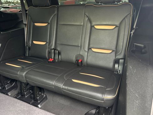 Used 2024 GMC Yukon AT4 image 15