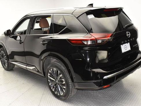 Certified 2026 Nissan Rogue Platinum w/ Platinum Premium Package AWD/4WD image 7