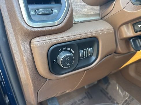 Used 2021 RAM 2500 Limited image 13