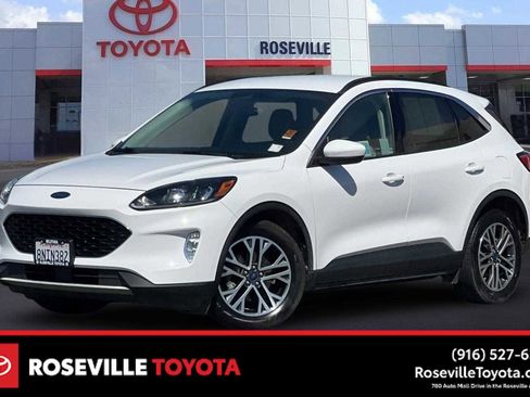 Used 2020 Ford Escape SEL image 1