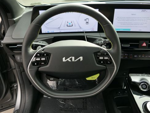 Used 2024 Kia EV6 GT image 18