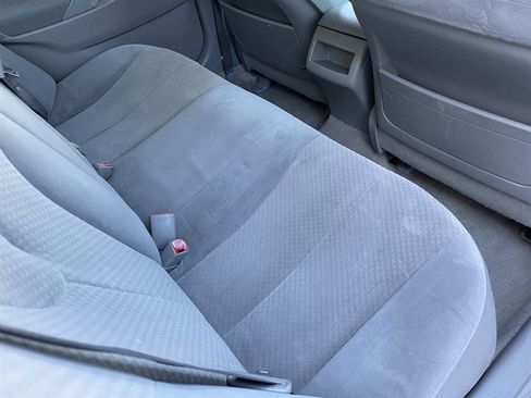 Used 2009 Toyota Camry LE FWD image 16