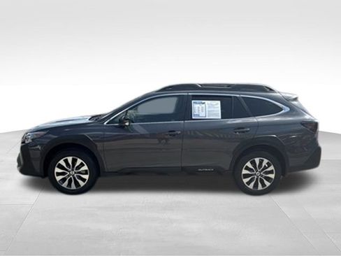 Used 2024 Subaru Outback Limited XT AWD/4WD image 4