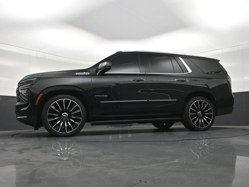 Used 2025 Chevrolet Tahoe High Country AWD/4WD image 26