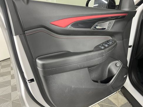 Used 2025 Chevrolet TrailBlazer RS w/ Convenience Package image 10