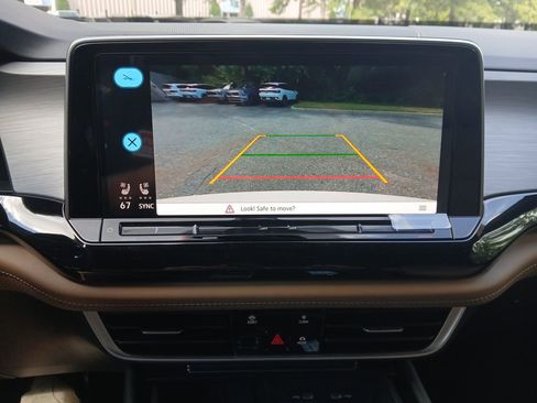 New 2026 Volkswagen Atlas Cross Sport SE image 19