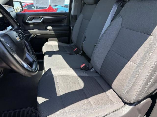 Used 2025 Chevrolet Silverado 1500 LT RWD image 20