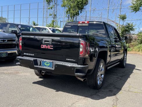 Used 2017 GMC Sierra 1500 Denali w/ Denali Ultimate Package AWD/4WD image 4
