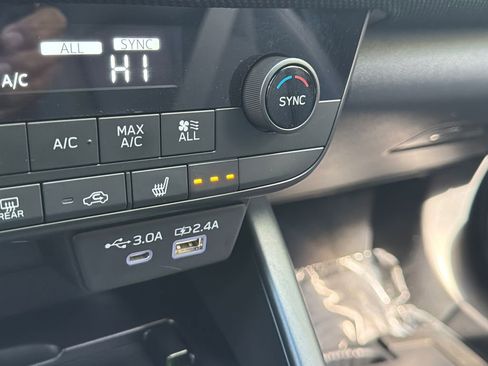Certified 2026 Subaru Outback Premium AWD/4WD image 30
