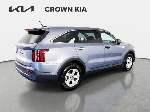 Certified 2023 Kia Sorento LX FWD image 5