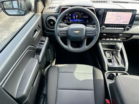 New 2026 Chevrolet Colorado W/T image 16