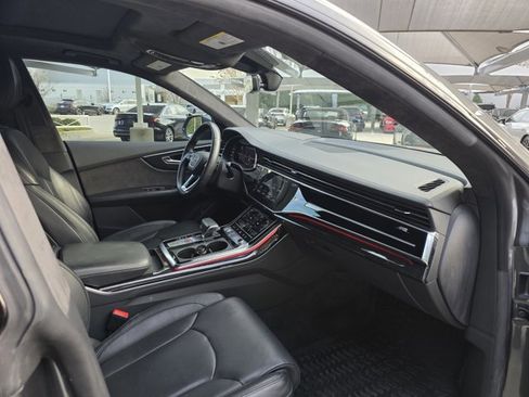 Used 2019 Audi Q8 Prestige image 12