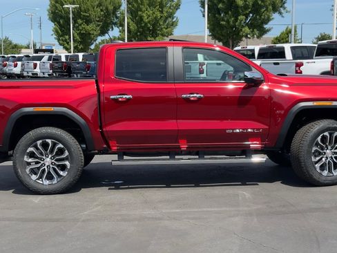 New 2026 GMC Canyon Denali AWD/4WD image 4