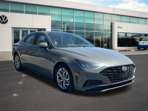 Used 2021 Hyundai Sonata SEL w/ Convenience Package FWD image 3