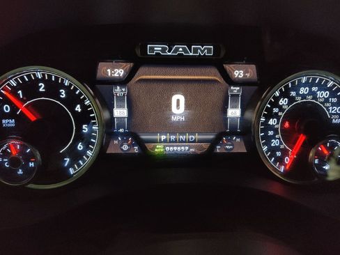 Used 2022 RAM 1500 Big Horn AWD/4WD image 23