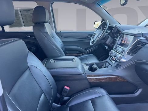 Used 2018 Chevrolet Tahoe LT w/ Luxury Package image 17