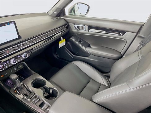 Used 2025 Honda Civic Sport Touring image 30