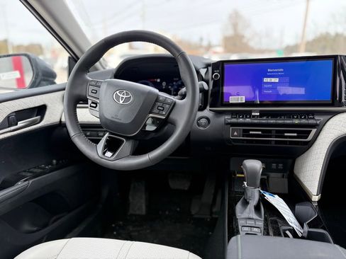 New 2026 Toyota Camry XLE image 22