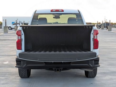 Used 2024 Chevrolet Silverado 1500 W/T w/ Trailering Package image 6