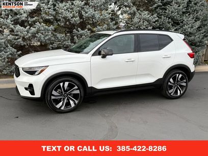 Used 2025 Volvo XC40 B5 Plus