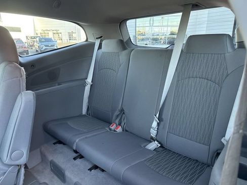 Used 2016 Chevrolet Traverse LT FWD image 14