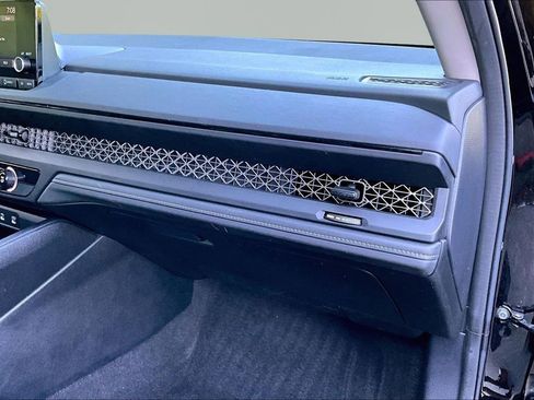 Used 2023 Honda Accord LX image 19