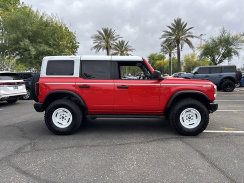 Used 2024 Ford Bronco Heritage Edition AWD/4WD image 5