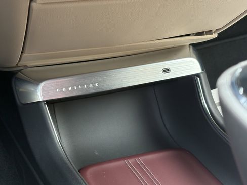 Certified 2024 Cadillac Lyriq Luxury w/ Nappa Leather Package AWD/4WD image 28