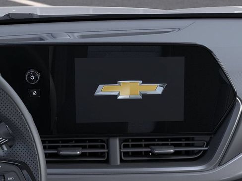 Used 2025 Chevrolet Trax LS w/ LS Convenience Package FWD image 21