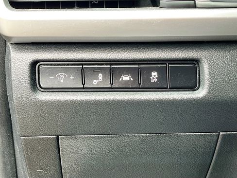 Used 2021 Kia Telluride LX AWD/4WD image 10