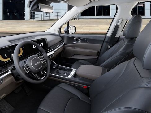 New 2026 Kia Carnival LXS image 17