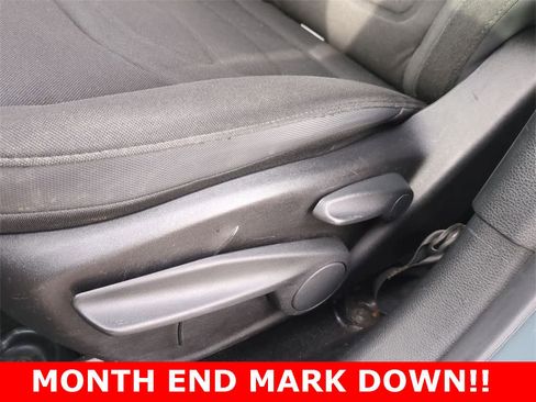 Used 2017 Jeep Renegade Altitude image 16