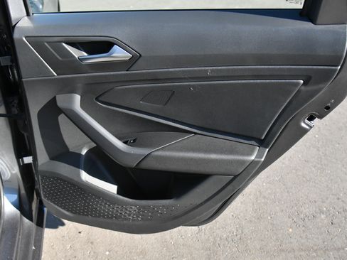 Used 2024 Volkswagen Jetta SE image 35