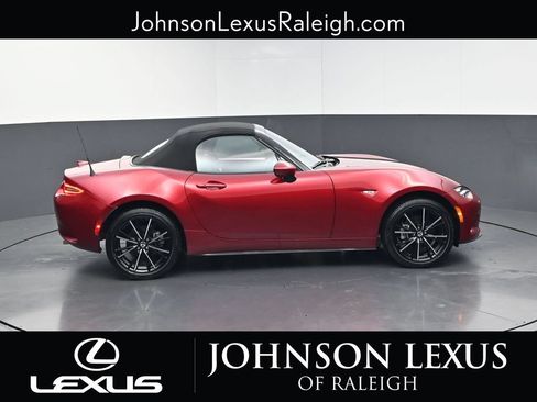 Used 2024 MAZDA MX-5 Miata Grand Touring RWD image 6