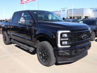 New 2026 Ford F250 Lariat w/ Black Appearance Package AWD/4WD 360° Tour