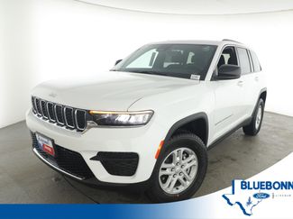 New 2025 Jeep Grand Cherokee Laredo w/ MOPAR Finishing Package video 1