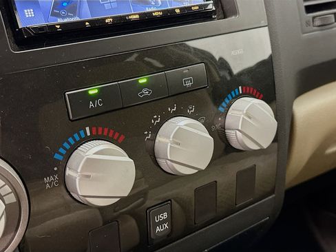 Used 2012 Toyota Tundra 4x4 CrewMax w/ Tow Pkg image 23