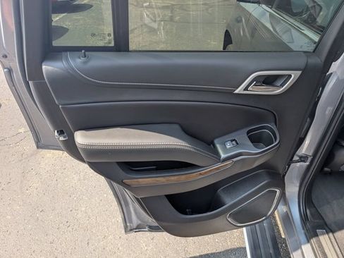 Used 2019 GMC Yukon Denali w/ Denali Ultimate Package AWD/4WD image 10