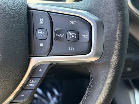 New 2026 RAM 2500 Big Horn AWD/4WD image 17