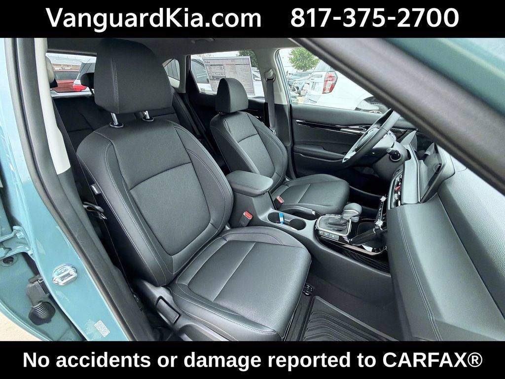 Certified 2026 Kia Seltos EX FWD image 29