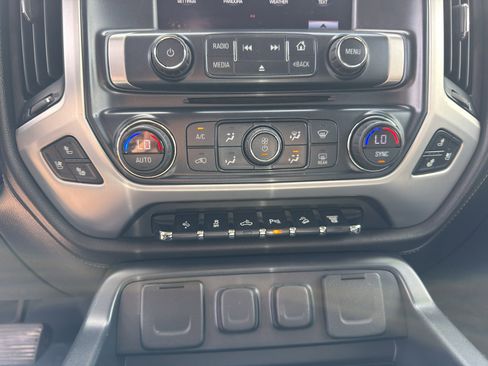 Used 2016 GMC Sierra 2500 SLT w/ Duramax Plus Package AWD/4WD image 16